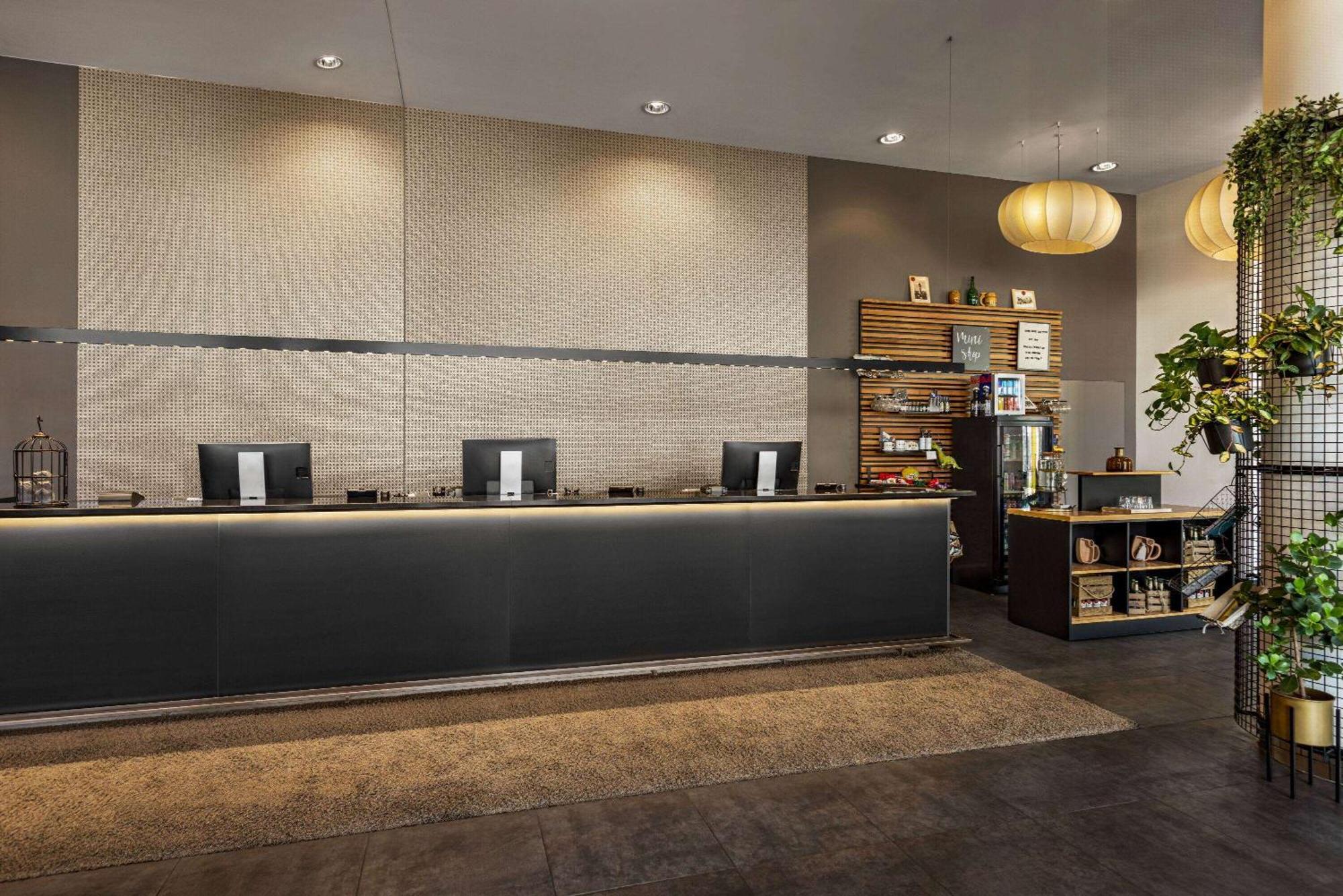 Vienna House Easy By Wyndham Pilsen Hotel Exterior photo